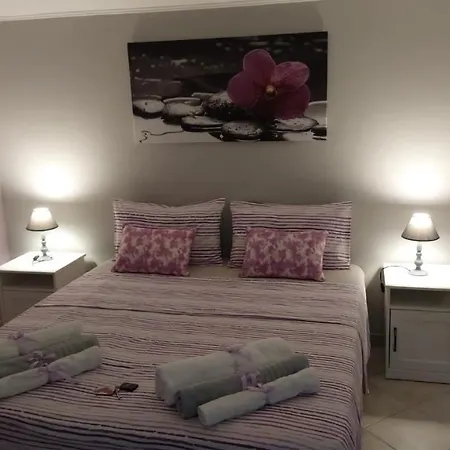 S Anna Hospitality Solutions Отель типа 