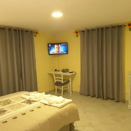 S Anna Hospitality Solutions Bed & Breakfast