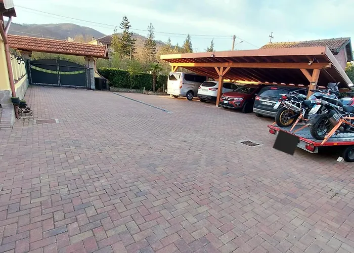 S Anna Hospitality Solutions Bed & Breakfast 3*